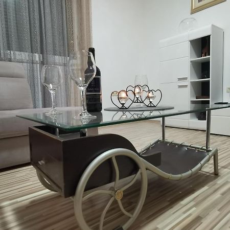 Rosa Apartment Solin Exterior photo